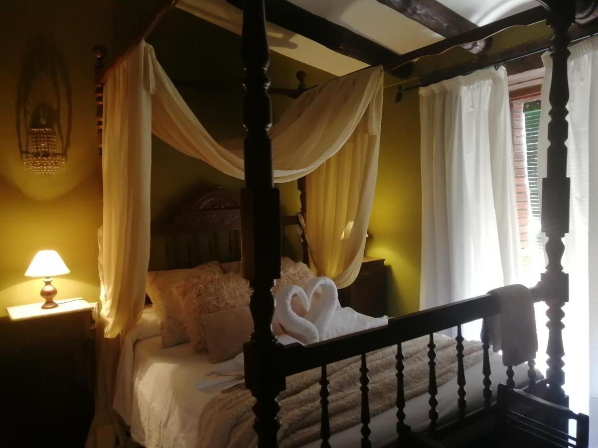 Cal Pons Bed & Breakfast ปราเดส ภายนอก รูปภาพ